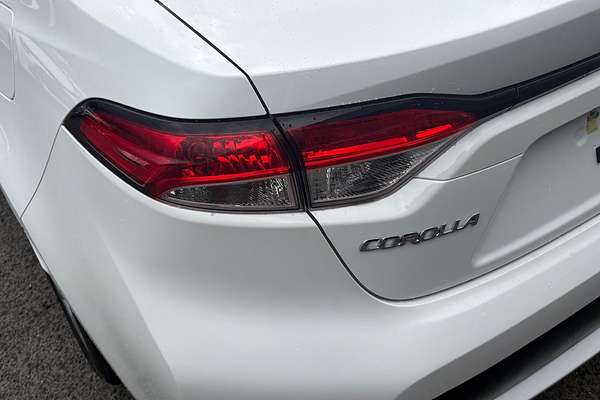 2022 Toyota Corolla Ascent Sport Hybrid ZWE211R