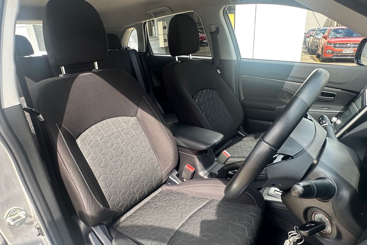 2022 Mitsubishi ASX ES XD