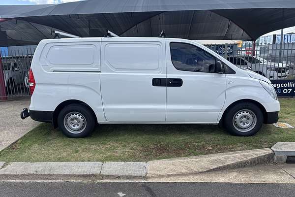 2016 Hyundai iLoad TQ3-V Series II