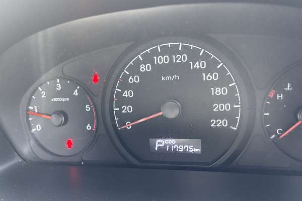 2016 Hyundai iLoad TQ3-V Series II