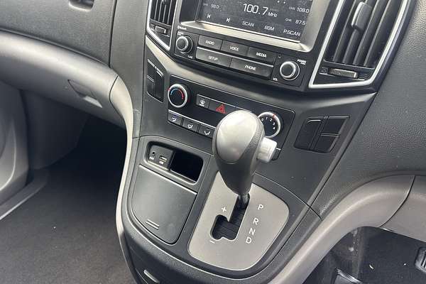 2016 Hyundai iLoad TQ3-V Series II