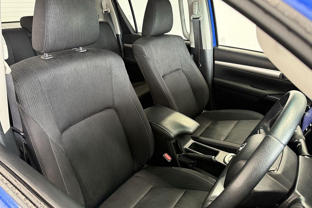 2023 Toyota Hilux SR5 GUN126R 4X4