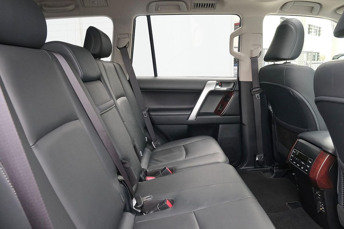 2015 Toyota Landcruiser Prado Kakadu GDJ150R