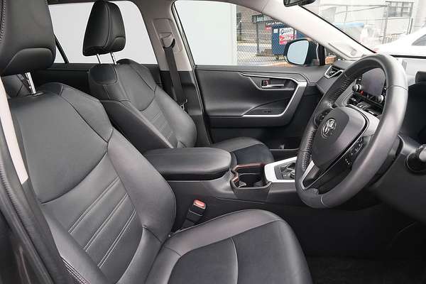 2021 Toyota RAV4 Cruiser AXAH54R