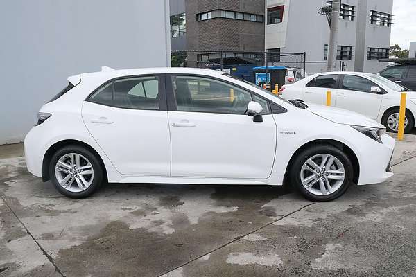 2022 Toyota Corolla Ascent Sport Hybrid ZWE211R