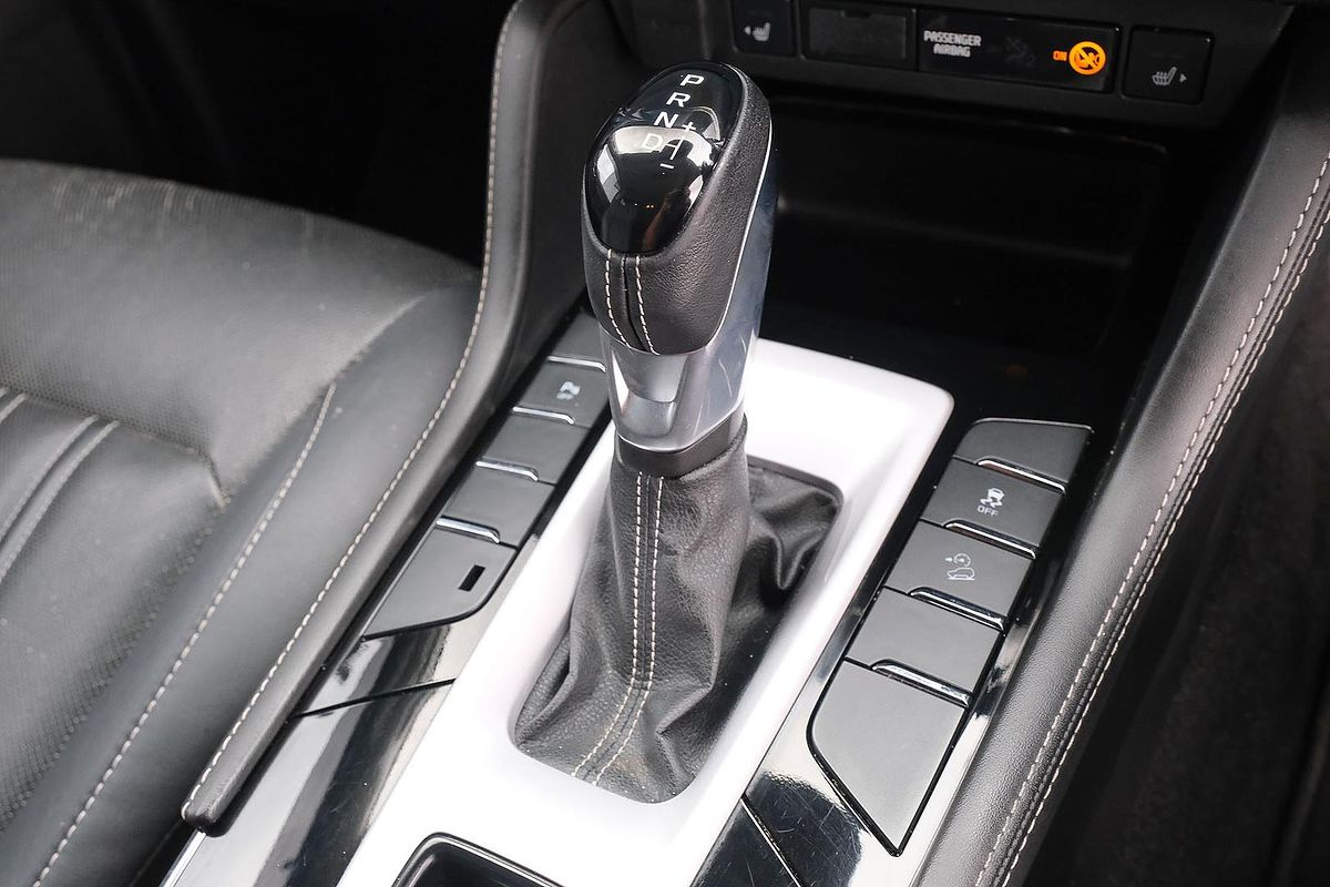 2021 Isuzu MU-X LS-T