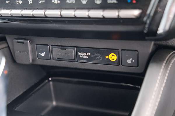 2021 Isuzu MU-X LS-T