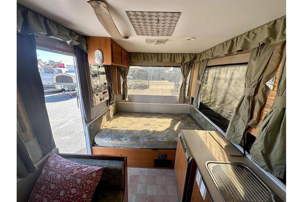 2005 Jayco PENGUIN CAMPER TRAILER