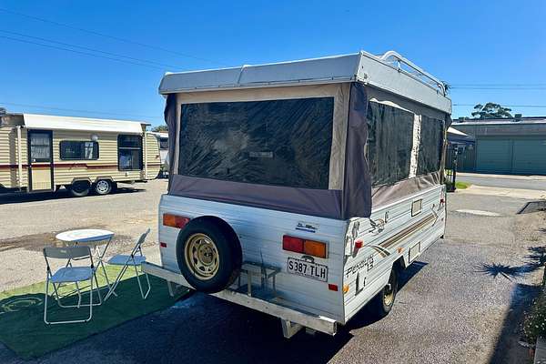 2005 Jayco PENGUIN CAMPER TRAILER