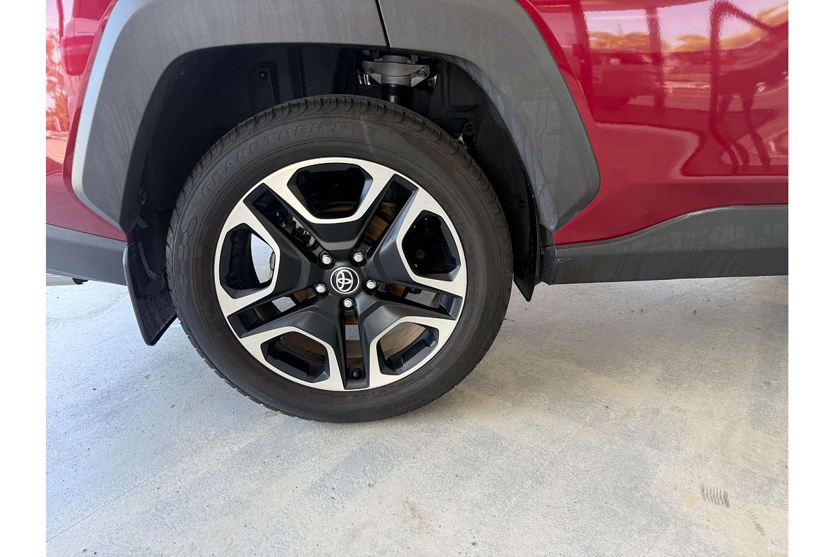 2020 Toyota RAV4 Edge AXAA54R