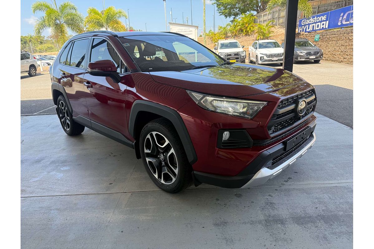 2020 Toyota RAV4 Edge AXAA54R