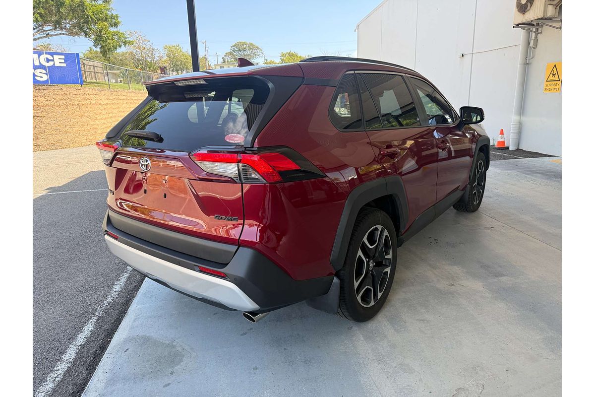 2020 Toyota RAV4 Edge AXAA54R