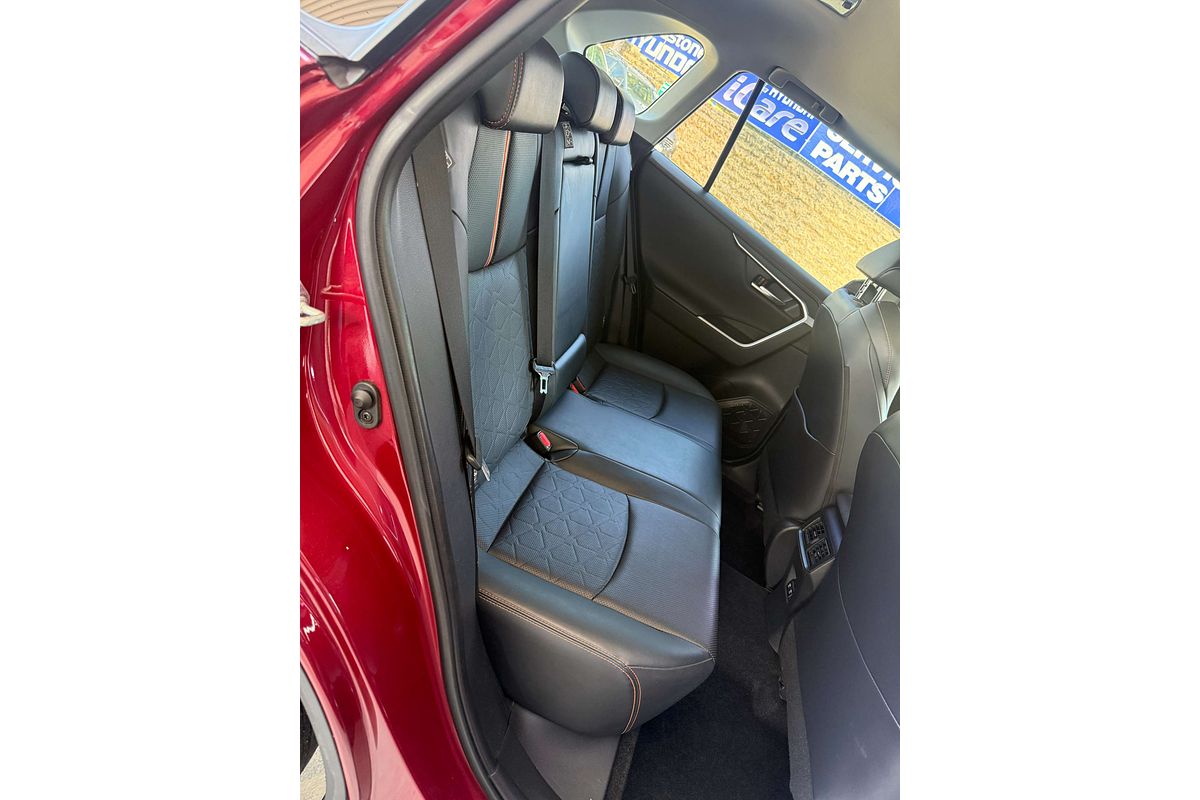 2020 Toyota RAV4 Edge AXAA54R