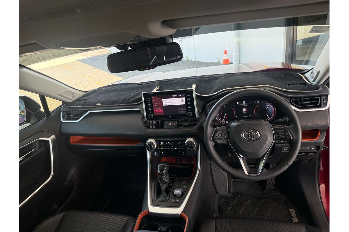 2020 Toyota RAV4 Edge AXAA54R