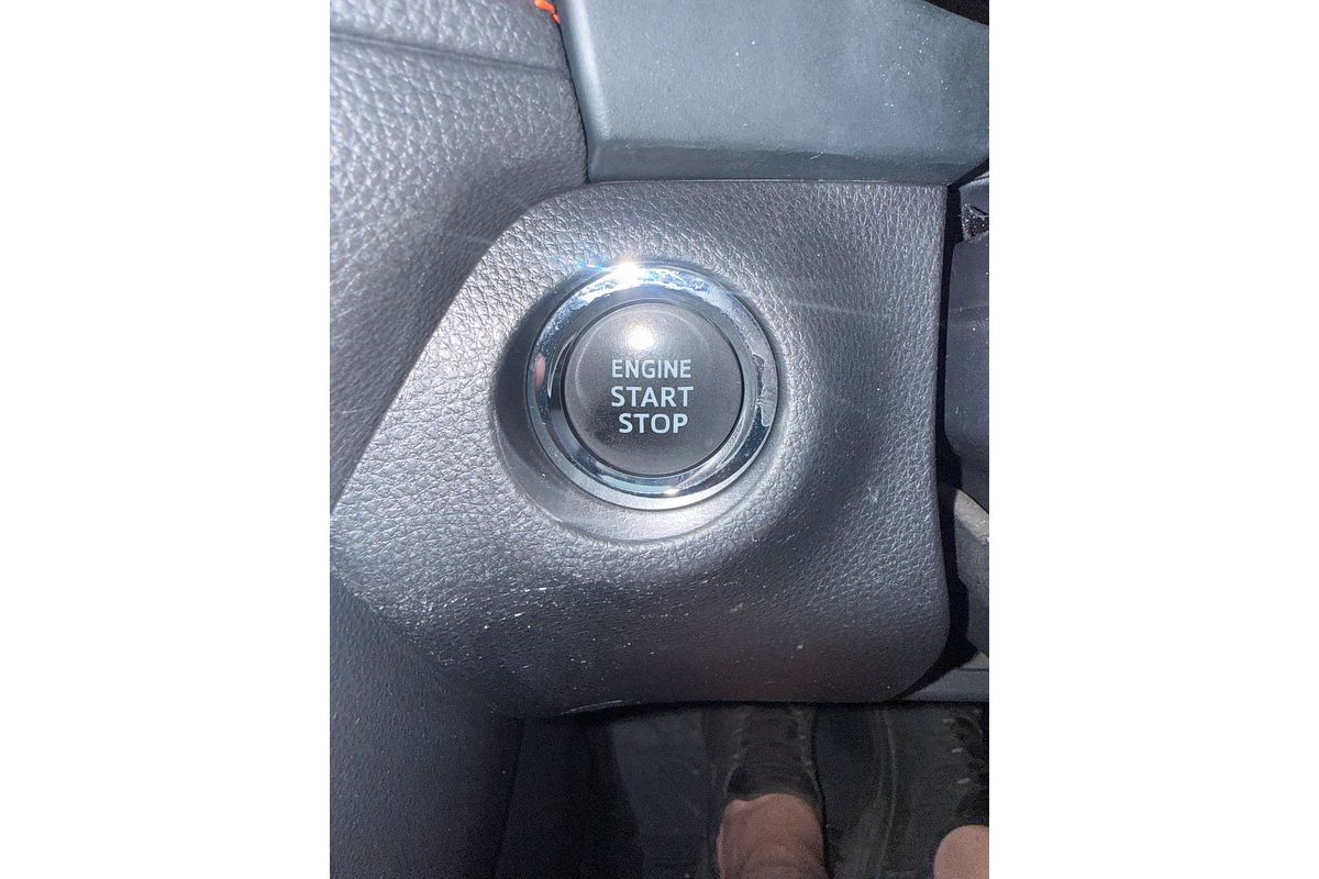 2020 Toyota RAV4 Edge AXAA54R