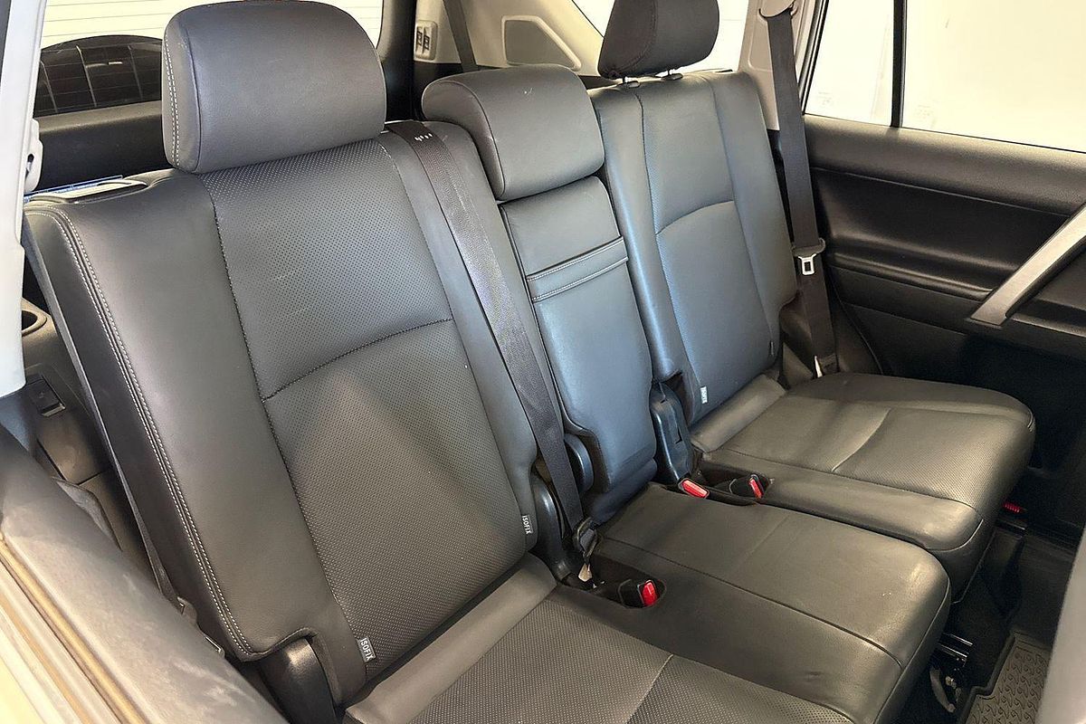 2017 Toyota Landcruiser Prado Kakadu GDJ150R