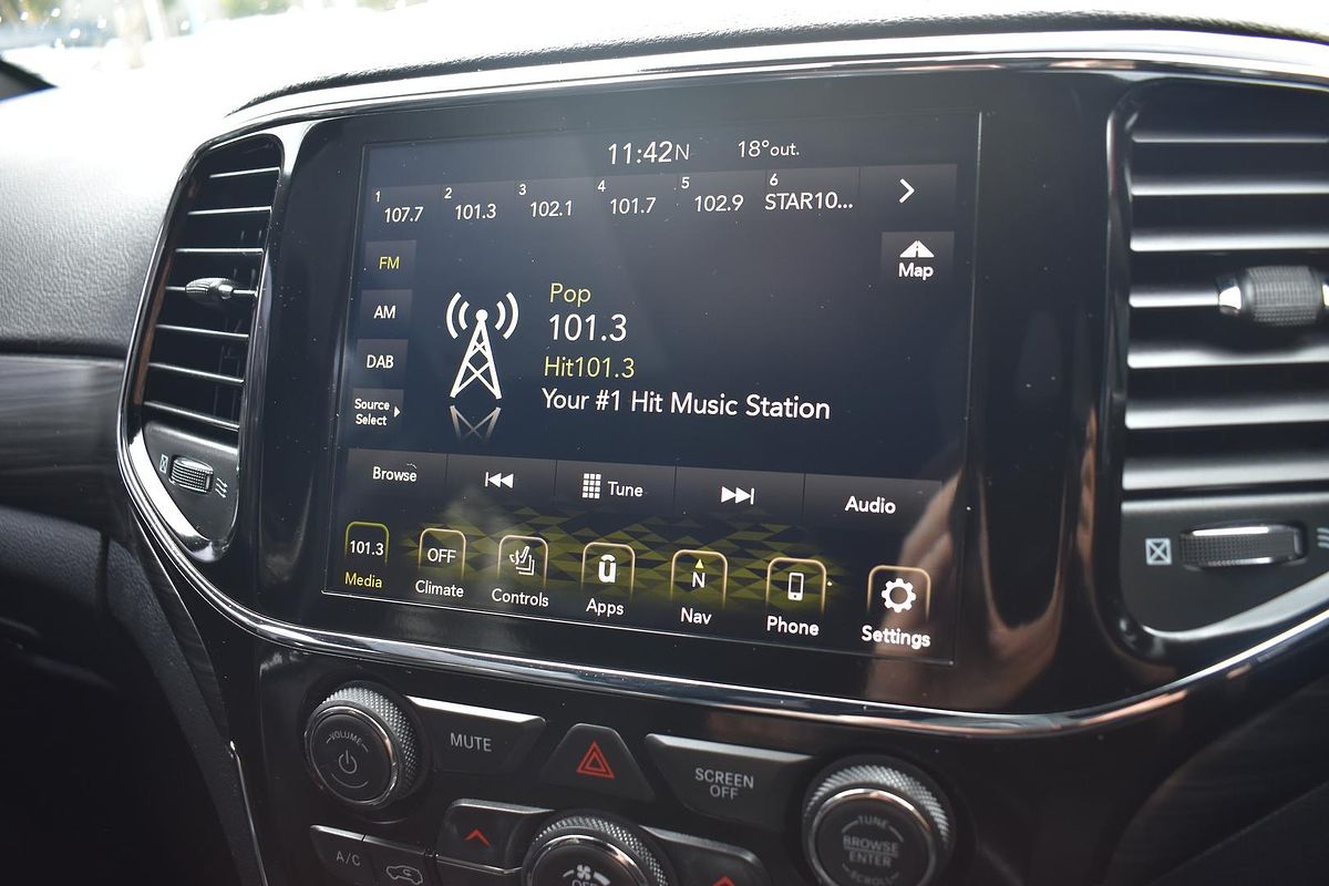 2020 Jeep Grand Cherokee Night Eagle WK