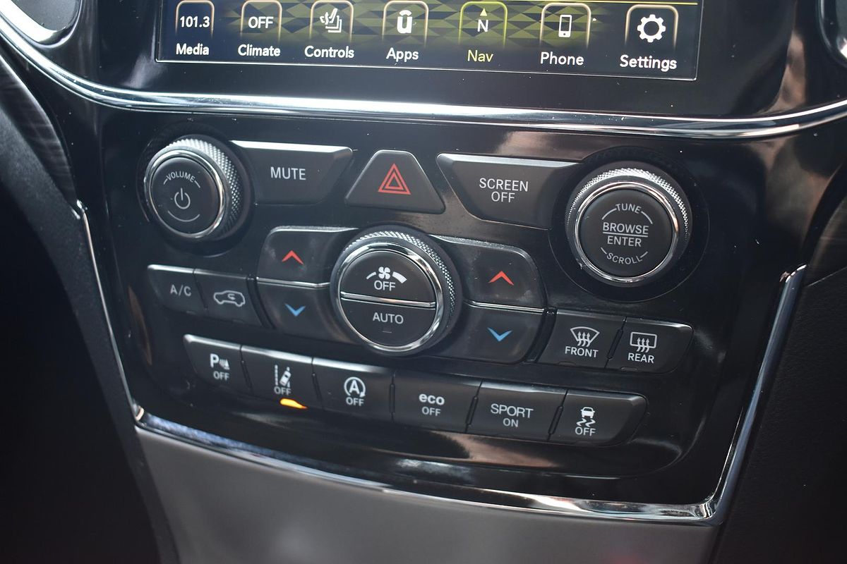 2020 Jeep Grand Cherokee Night Eagle WK