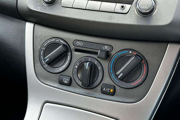 2015 Nissan Pulsar ST B17 Series 2