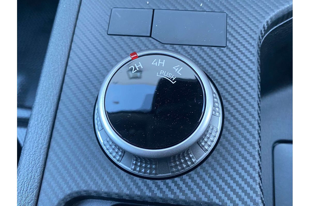 2025 Mitsubishi Triton GLX MV 4X4