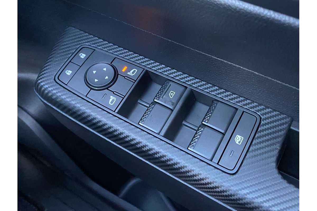 2025 Mitsubishi Triton GLX MV 4X4