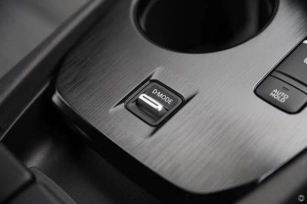 2025 Nissan X-TRAIL ST T33