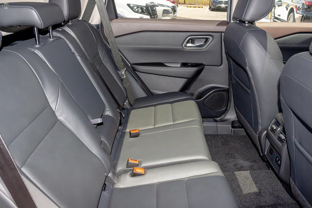 2025 Nissan X-TRAIL Ti T33