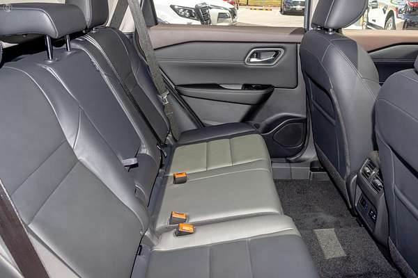 2025 Nissan X-TRAIL Ti T33