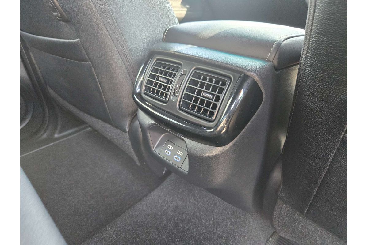 2024 Toyota Hilux Rogue 48V GUN126R 4X4