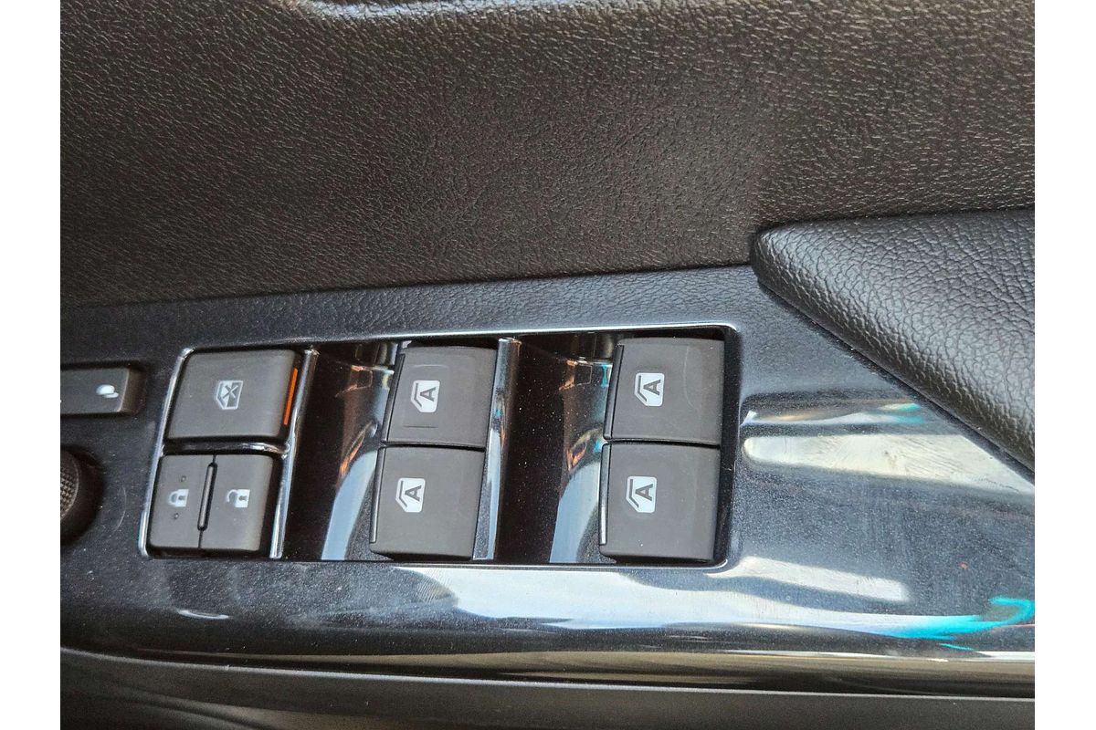 2024 Toyota Hilux Rogue 48V GUN126R 4X4