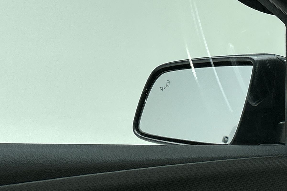 2016 Holden Commodore SV6 Black VF Series II