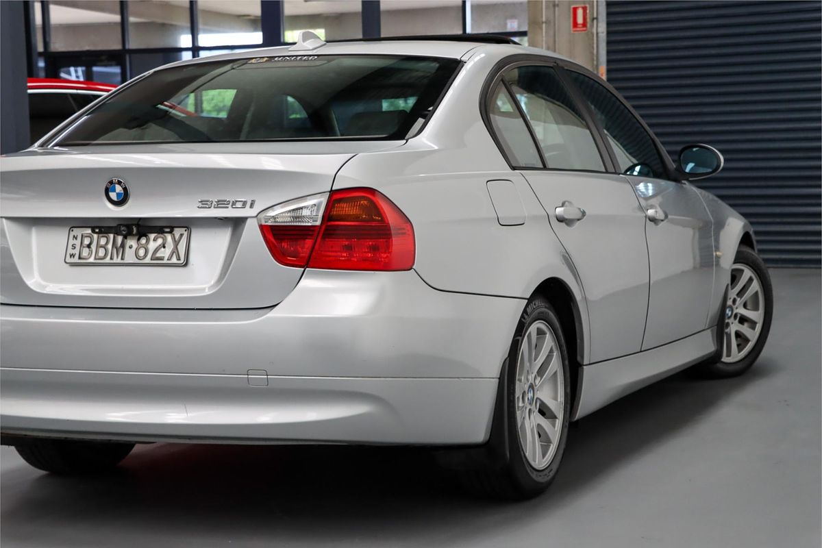2006 BMW 3 Series 320i Executive E90