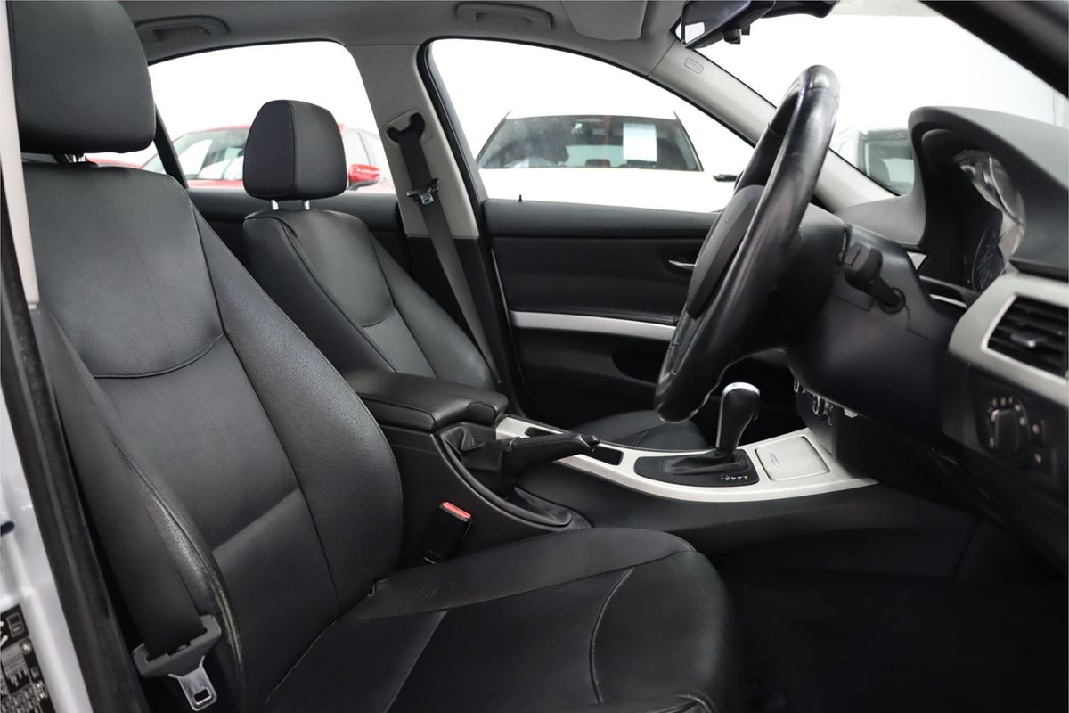 2006 BMW 3 Series 320i Executive E90