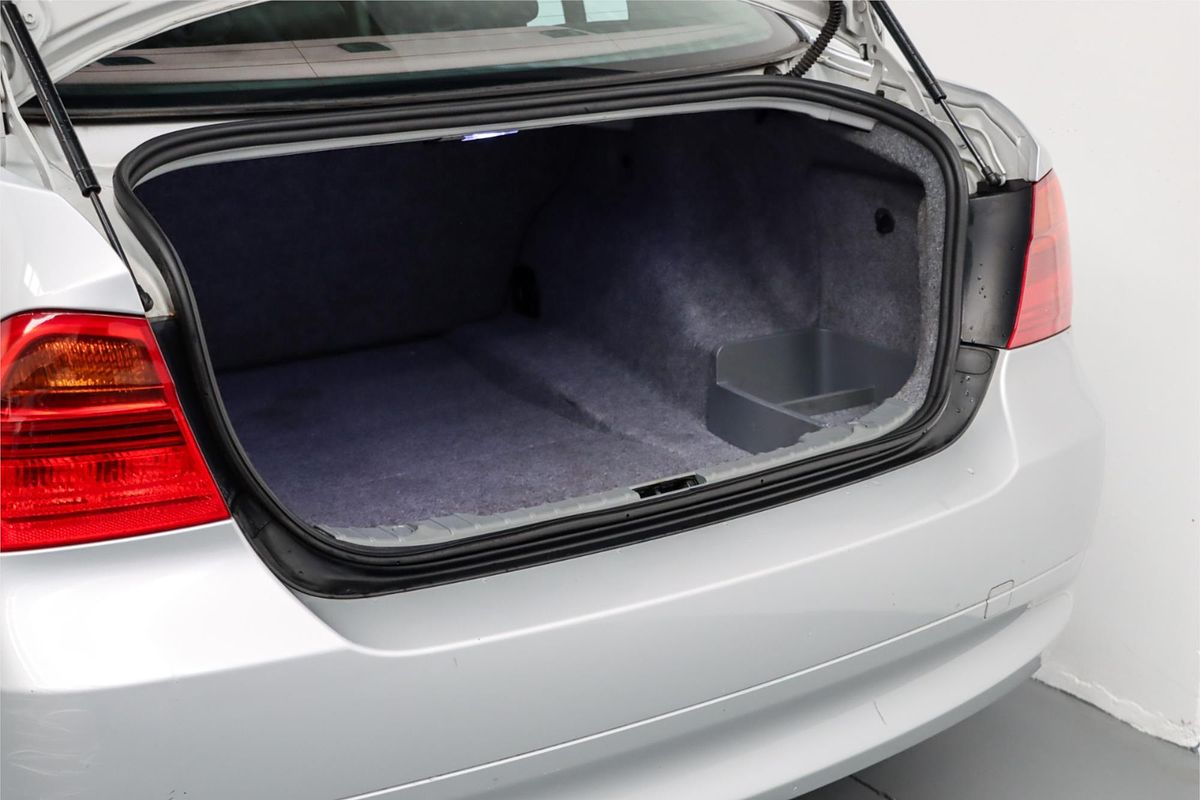 2006 BMW 3 Series 320i Executive E90