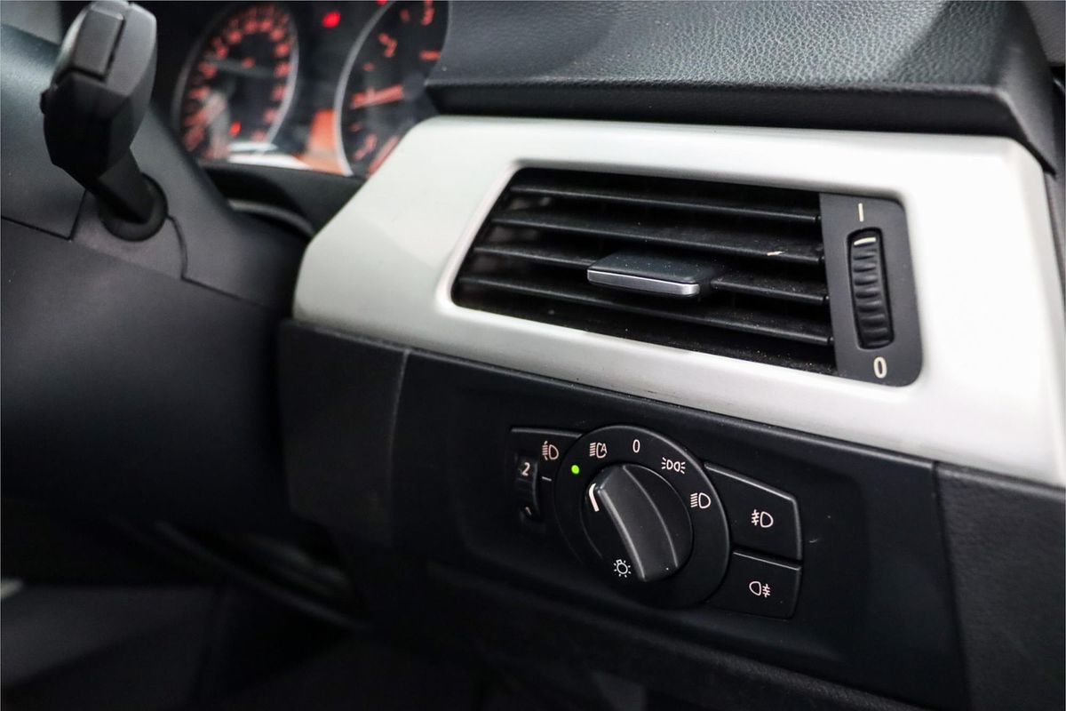 2006 BMW 3 Series 320i Executive E90