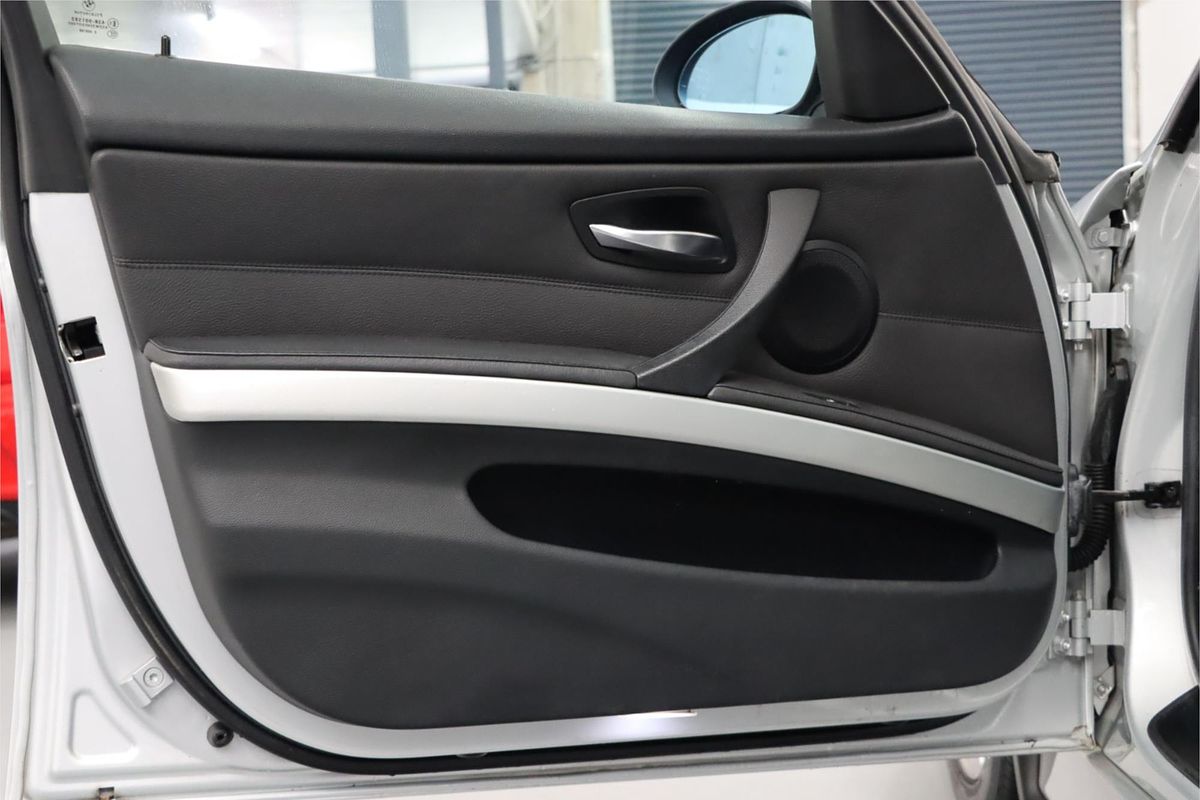 2006 BMW 3 Series 320i Executive E90