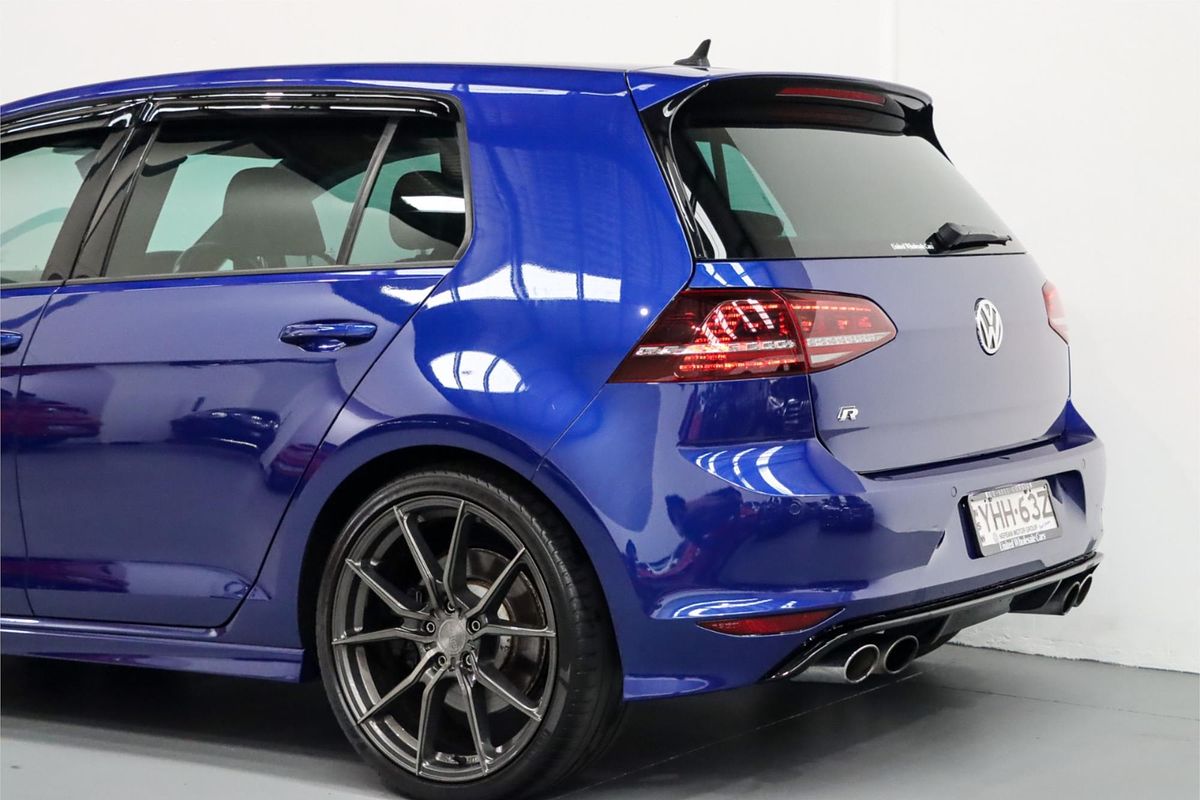 2017 Volkswagen Golf R VII