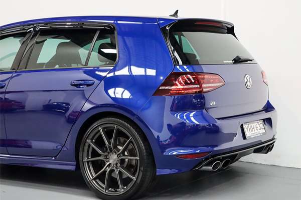 2017 Volkswagen Golf R VII