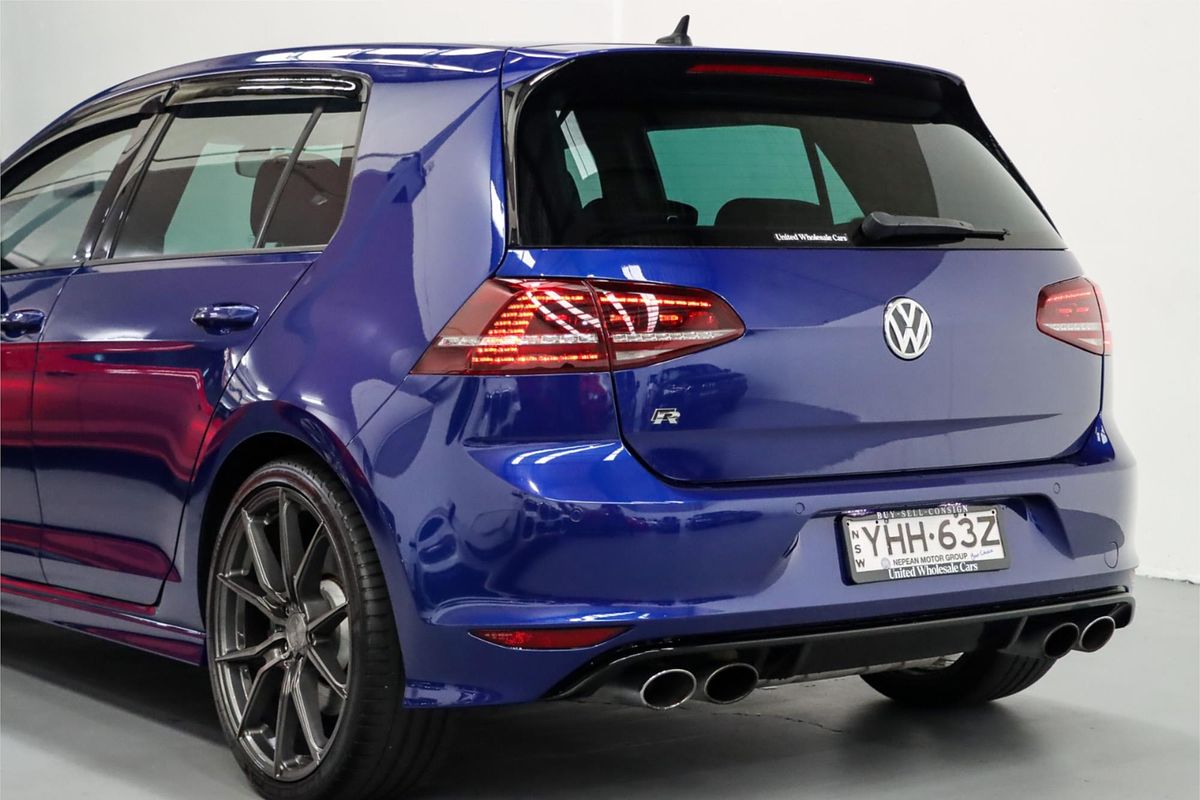 2017 Volkswagen Golf R VII
