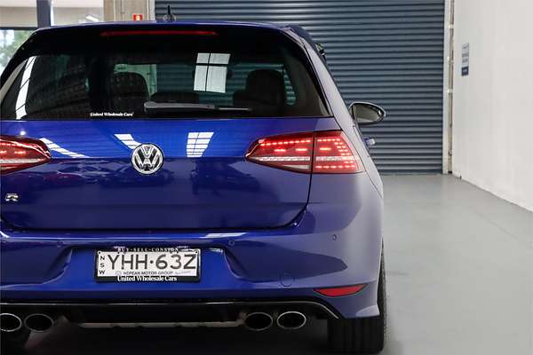 2017 Volkswagen Golf R VII