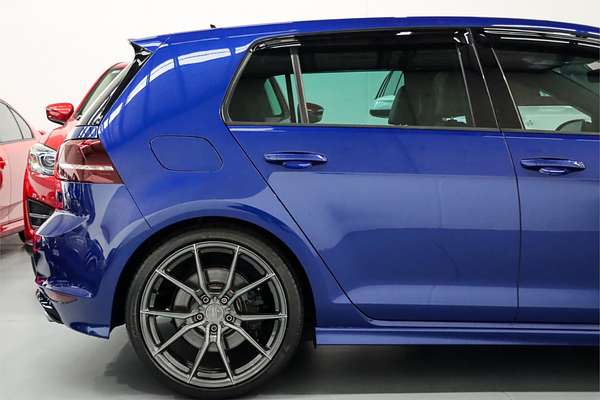 2017 Volkswagen Golf R VII