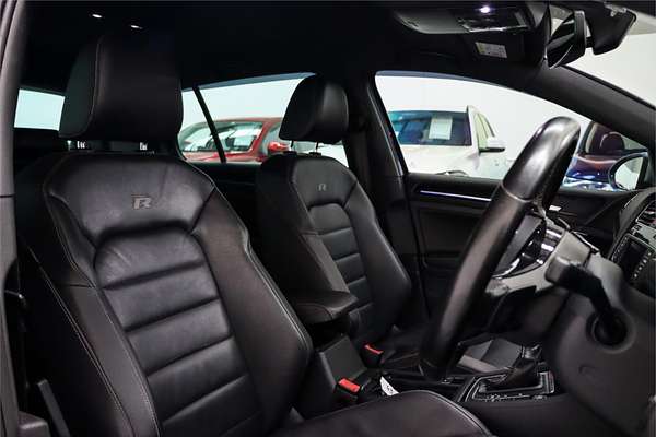 2017 Volkswagen Golf R VII