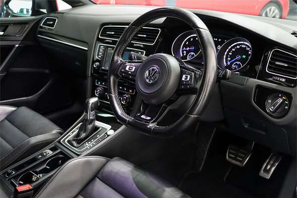 2017 Volkswagen Golf R VII