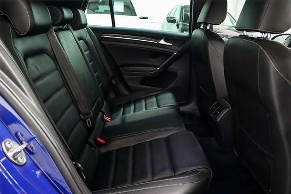 2017 Volkswagen Golf R VII