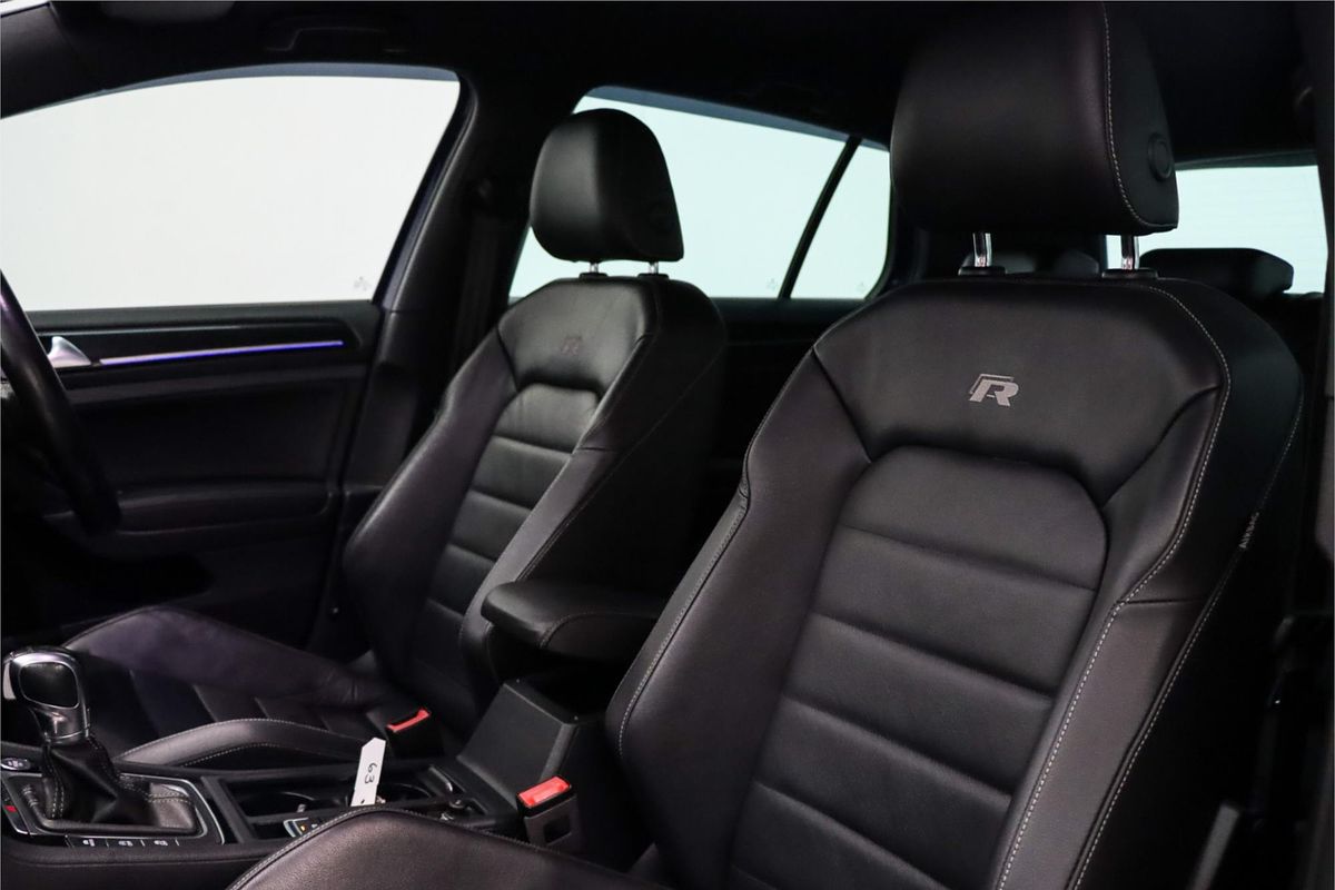 2017 Volkswagen Golf R VII