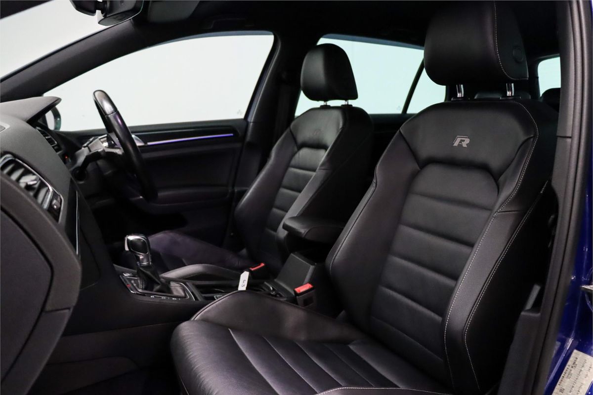 2017 Volkswagen Golf R VII