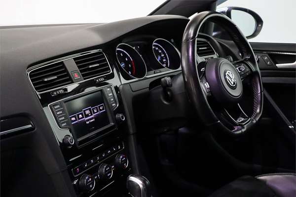 2017 Volkswagen Golf R VII