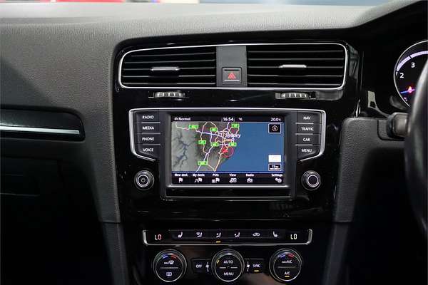 2017 Volkswagen Golf R VII