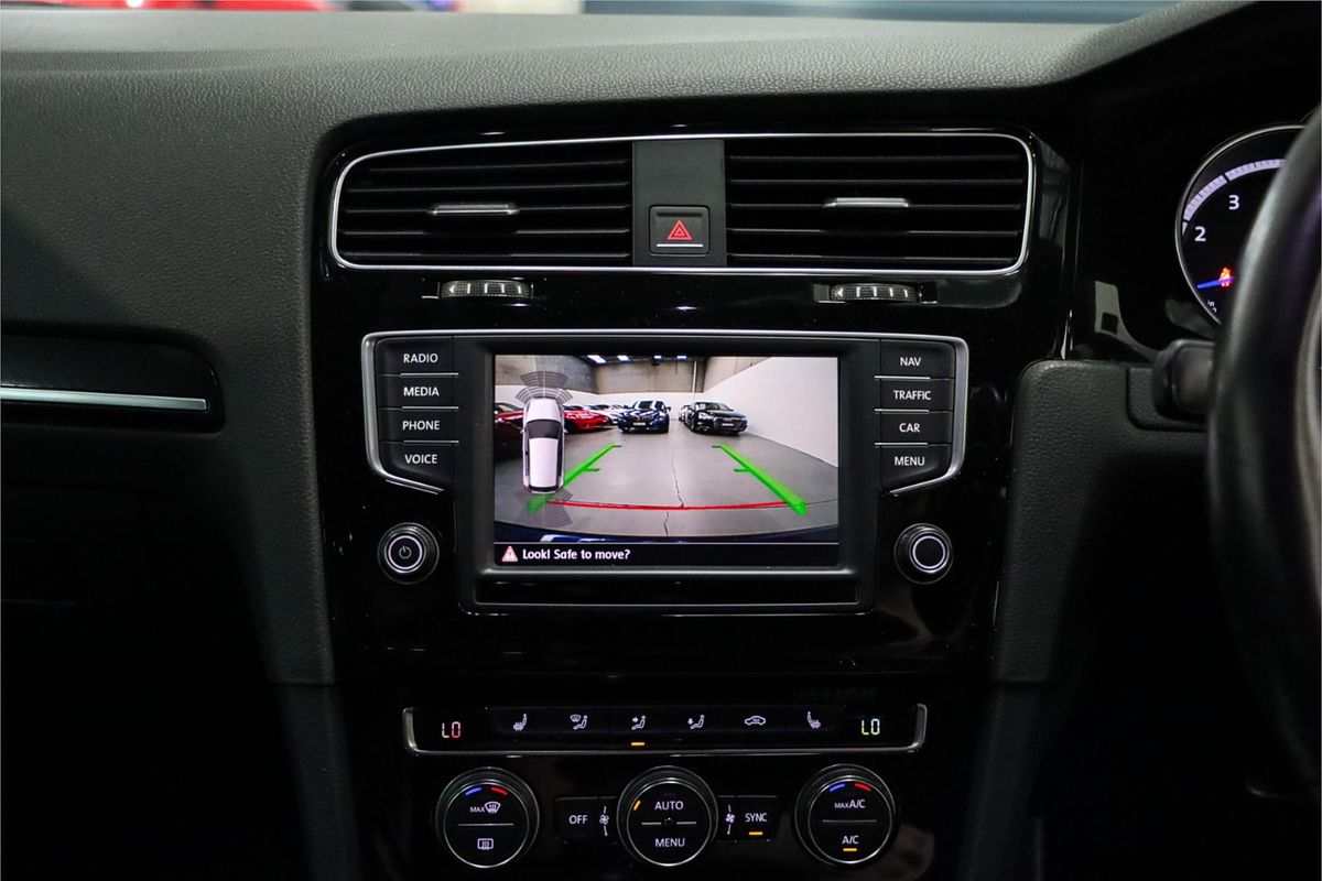 2017 Volkswagen Golf R VII