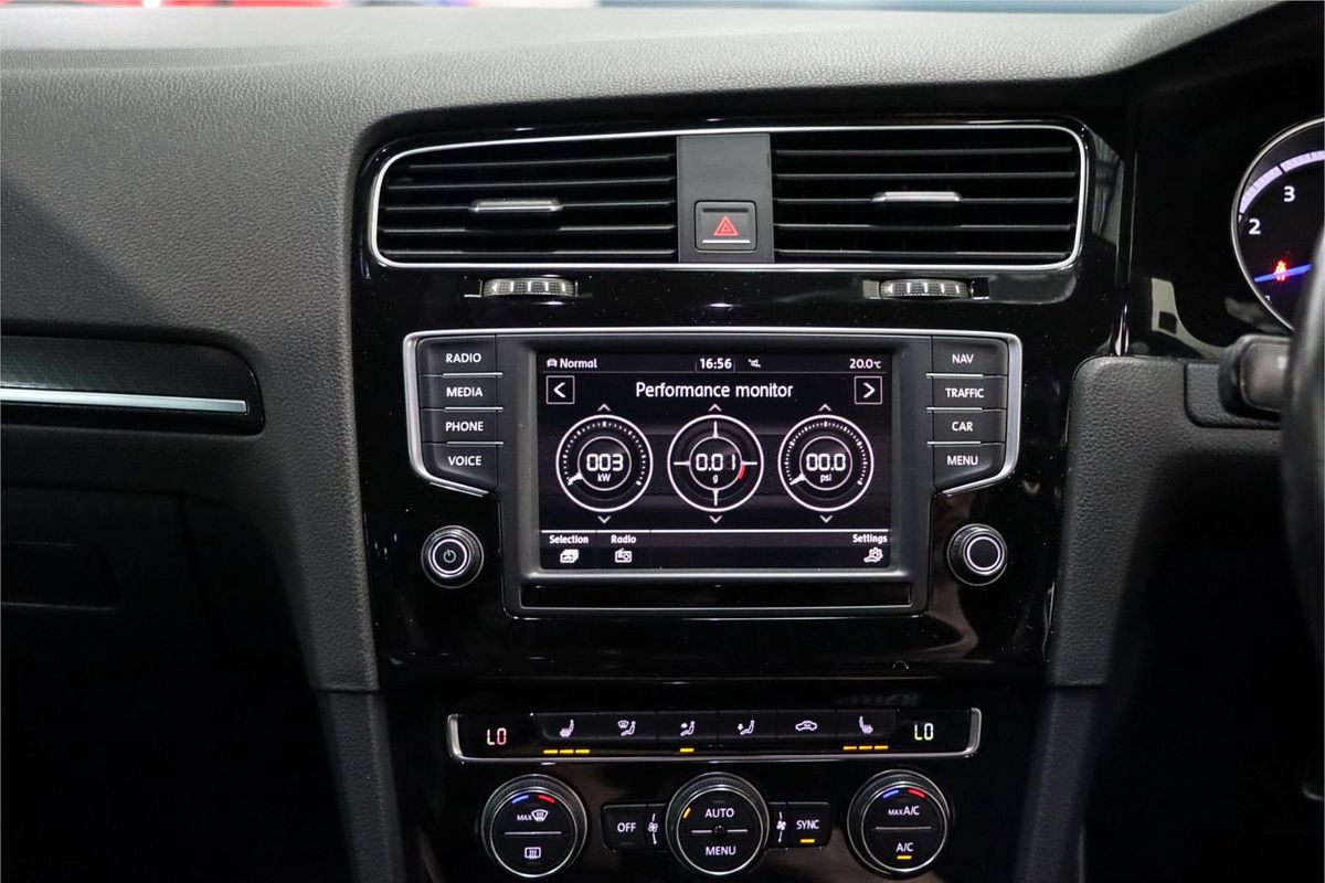 2017 Volkswagen Golf R VII